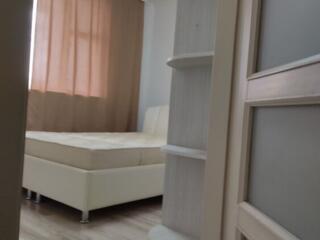 Продается 2-комнатная квартира в Тирасполе, центр!