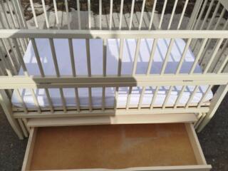 Продается кроватка