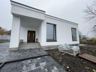 Vânzare casă 1 nivel teren 7ari varianta alba