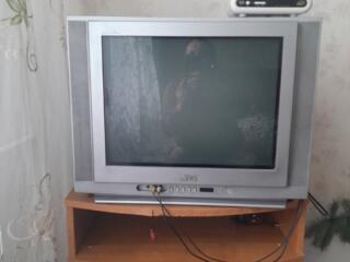 Продам телевизор JVC с декодером. Цена 400 рублей