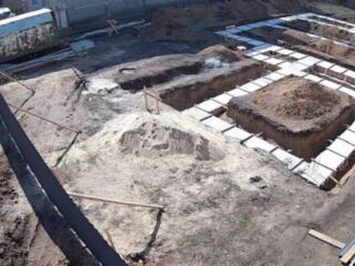 Продается участок площадью 10 соток правильной формы в Сухом Лимане. .