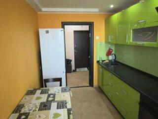 Продам большую 3 комнатную квартиру на Таирово. 3 отдельные большие ..