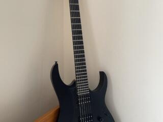 Продам электрогитару