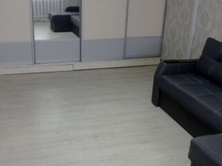 Центр. Сдаётся 2-комнатная квартира возле центральной библиотеки.