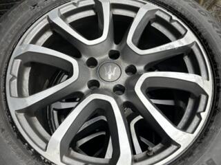 Maserati levante диски с резиной Maserati levante R19