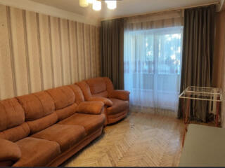 Сдаётся трёхкомнатная квартира. Днепровский район, проспект Тычины ...