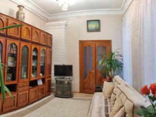 Центр Продам 4-х комн. кв-ру с ремонтом по супер цене !