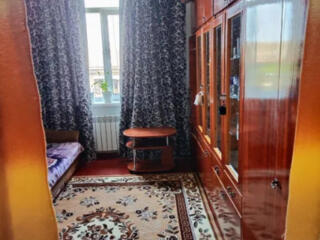 Продам две комнаты в комунальной квартире.