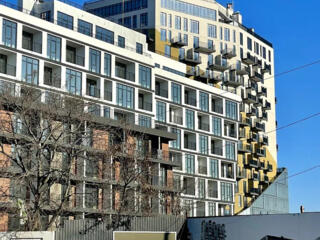 Солнечная видовая  студия в элитном комплексе ITown ART