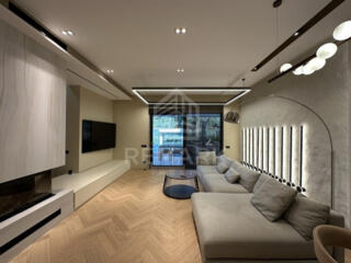 Spre chirie casă amplasată într-o zonă liniștită! Imobilul are ...