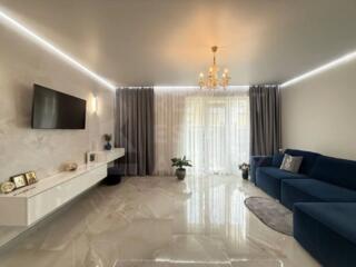 Vânzare, casă, 2 nivele, 3 camere, strada Miorița, Colonița.