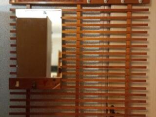 Вешалка для прихожей с зеркалом