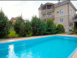 Уютный 3-х этажный ДОМ в Совиньоне - 2 с бассейном и лифтом