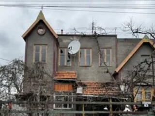 Продам дом в кооп "Заря" между Малой и Большой Долинами. ...