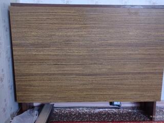 Продам стол