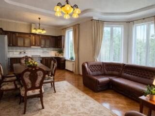 Продам новий будинок з підвалом Таїрова в Одесі