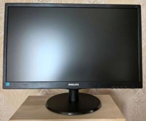 21.5" Philips 226V4L, 1920x1080, 60 Гц
