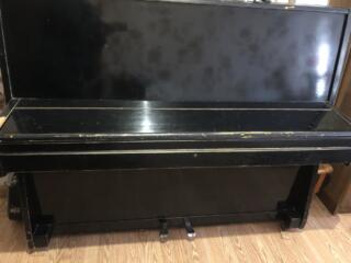 Продаётся старинное фортепиано «Одесса»