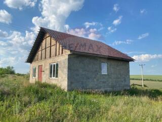 Casă de vânzare lângă Castelul MIMI