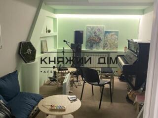 Оренда підвального приміщення площею 220 кв.м. з окремим входом по ...