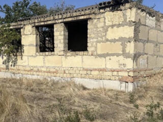 К продаже предлагается дом в состоянии незавершенного строительства, .