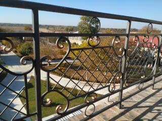 Лестницы, навесы, перила, решётки, ворота, калитки...