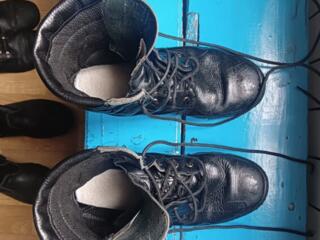 Продам кожанные ботинки