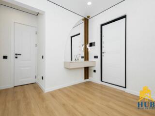 Продается двухкомнатная квартира на втором этаже с новым ремонтом