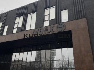 Пропонуеться в оренду БЕЗ КОМІСІІ офісне приміщення в супер сучасному 