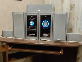 МикроDVD- система домашнего кинотеатра. Модель: LX-D5640