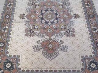 Продам ковры б\у