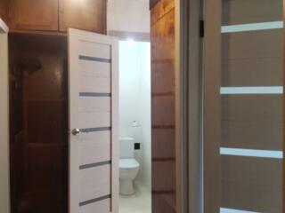 Добровольского пр. пос. Котовского, 4-комн квартира.