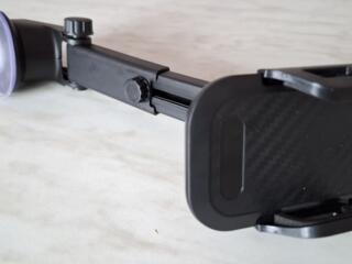 Держатель для телефона в машину