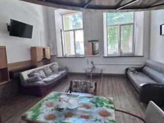 ДВУХУРОВНЕВАЯ КВАРТИРА В ЦЕНТРЕ ЛАНЖЕРОНОВСКАЯ