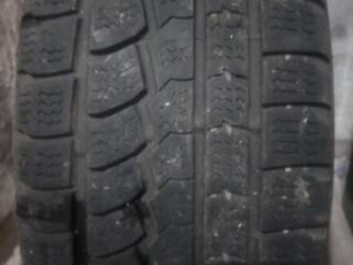 Продам запаску диск с резиной параметры диска на фото