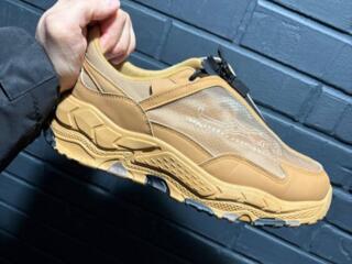 Новые Кроссовки 42р