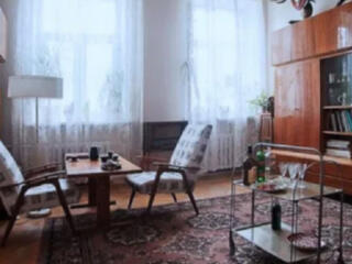 Трехкомнатная квартира в центре города, улица Малая Арнаутская