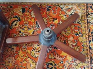 Продам Кресло! Нужен ремонт! Отдам за 500 руб!