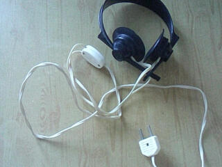 Наушники, динамики, капсули