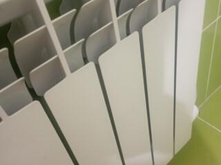 Продам биметаллический радиатор б/у