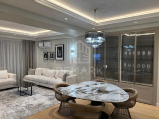 Chirie apartament cu 3 camere în complexul rezidențial de clasa ...