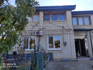 Продам часть домовладения со своим двором