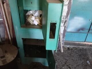 Сейф верстак шкаф