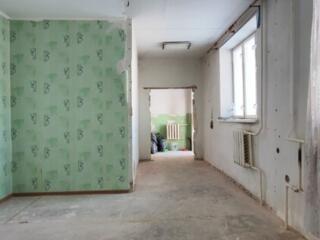 СРОЧНО!! Продам 1ком 1/5 Кировский отдельный вход возможно под бизнес