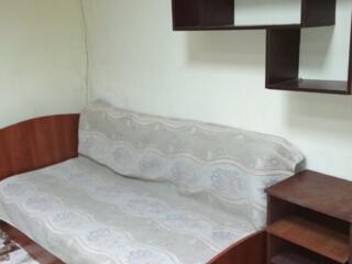 Сдам недорогую 2-ком. квартиру возле Нового рынка на ул. Коблевской.