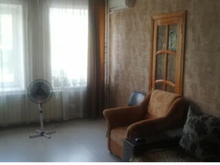 Двух комнатная квартира на улице  Василия Стуса.