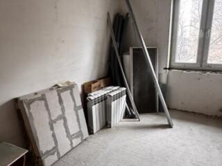 Продам 2-х комнатную квартиру на Нежинской