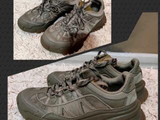 Кроссовки от Zara кожанные 36 размер