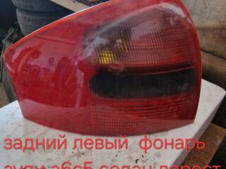 Задний фонарь