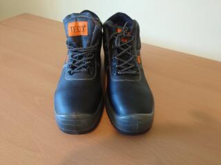 Продам обувь